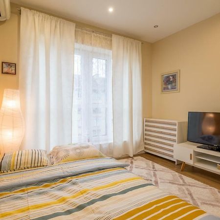 Modern 2 Bedroom Apartment Next To Vitosha Str. Sofia Zewnętrze zdjęcie