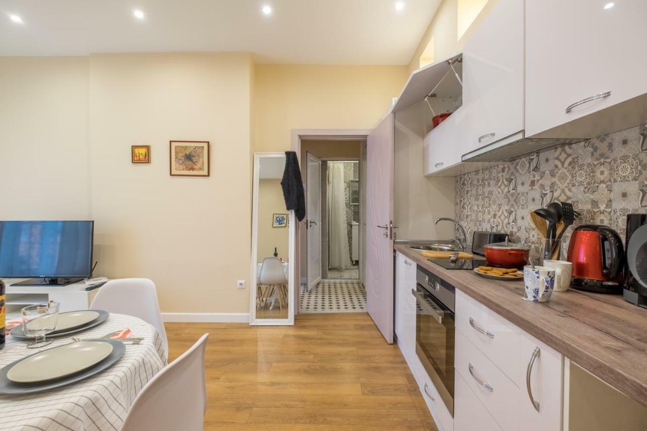 Modern 2 Bedroom Apartment Next To Vitosha Str. Sofia Zewnętrze zdjęcie