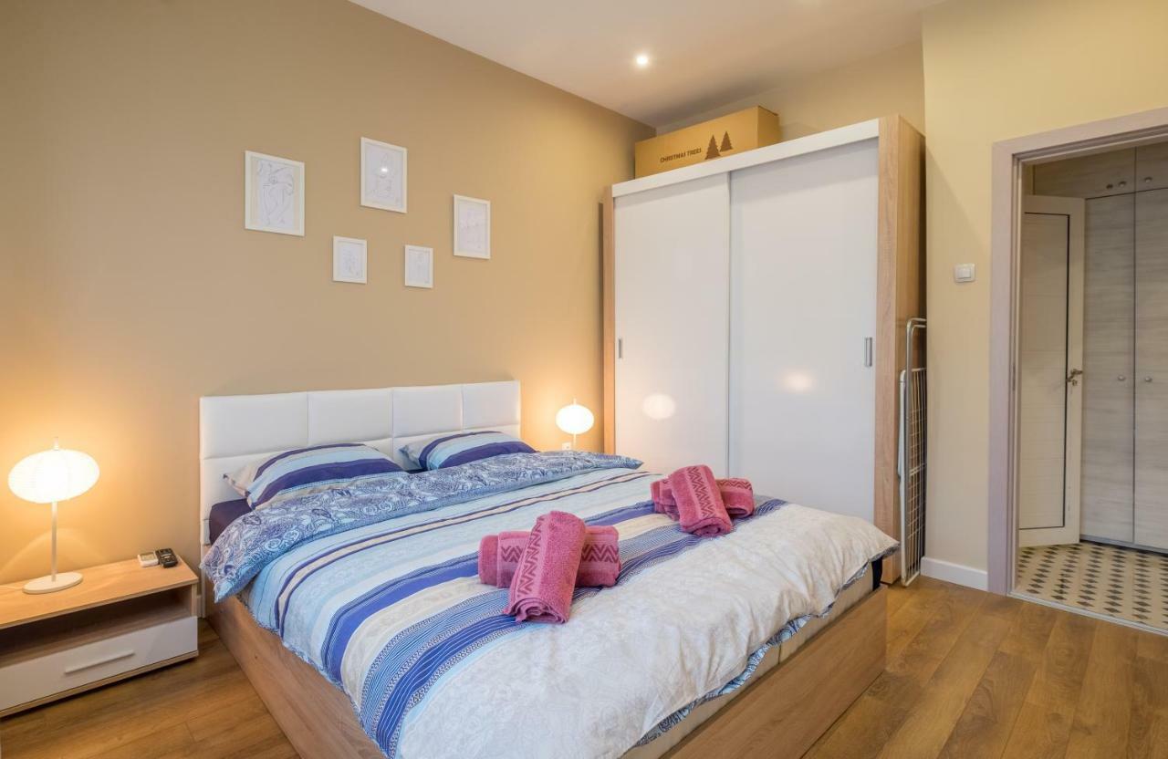 Modern 2 Bedroom Apartment Next To Vitosha Str. Sofia Zewnętrze zdjęcie