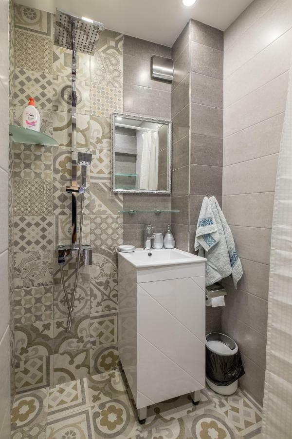 Modern 2 Bedroom Apartment Next To Vitosha Str. Sofia Zewnętrze zdjęcie