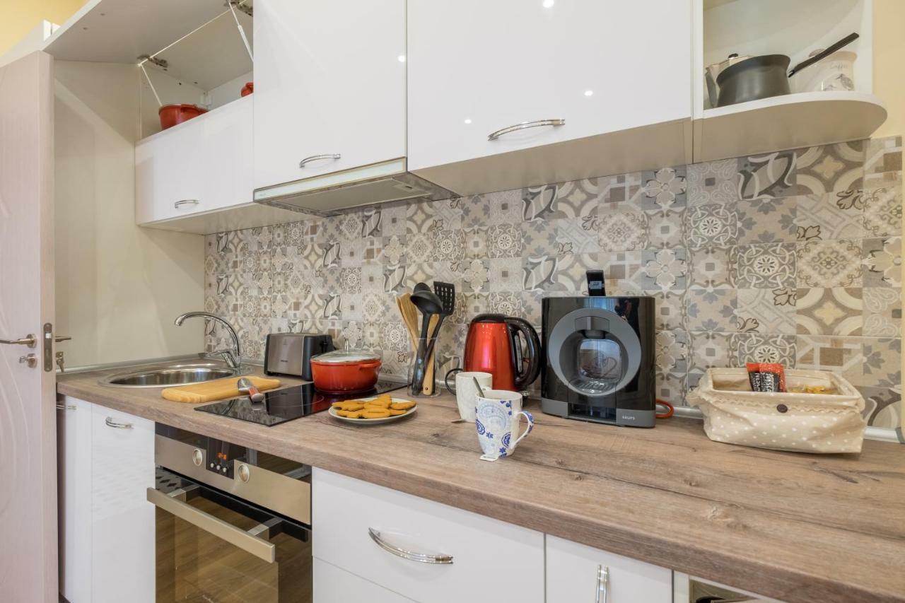 Modern 2 Bedroom Apartment Next To Vitosha Str. Sofia Zewnętrze zdjęcie