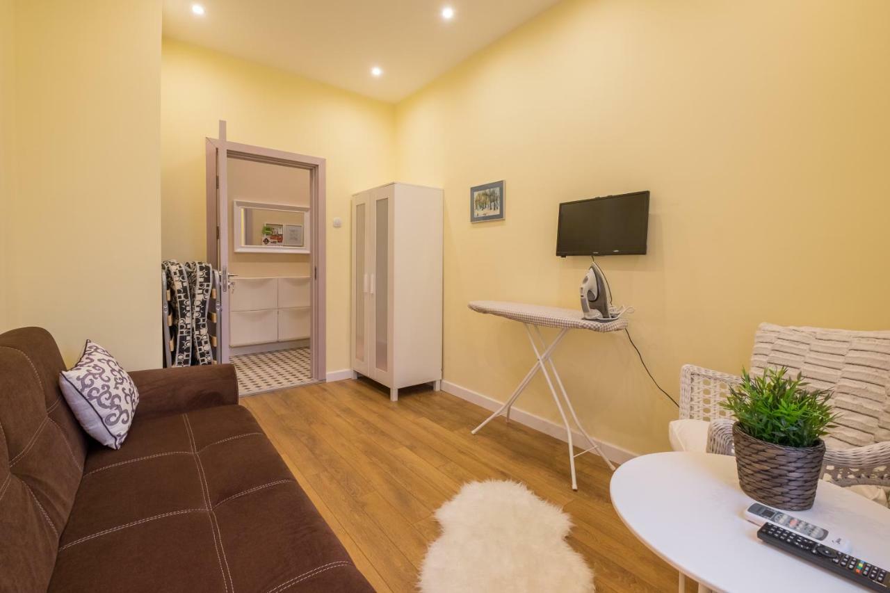 Modern 2 Bedroom Apartment Next To Vitosha Str. Sofia Zewnętrze zdjęcie