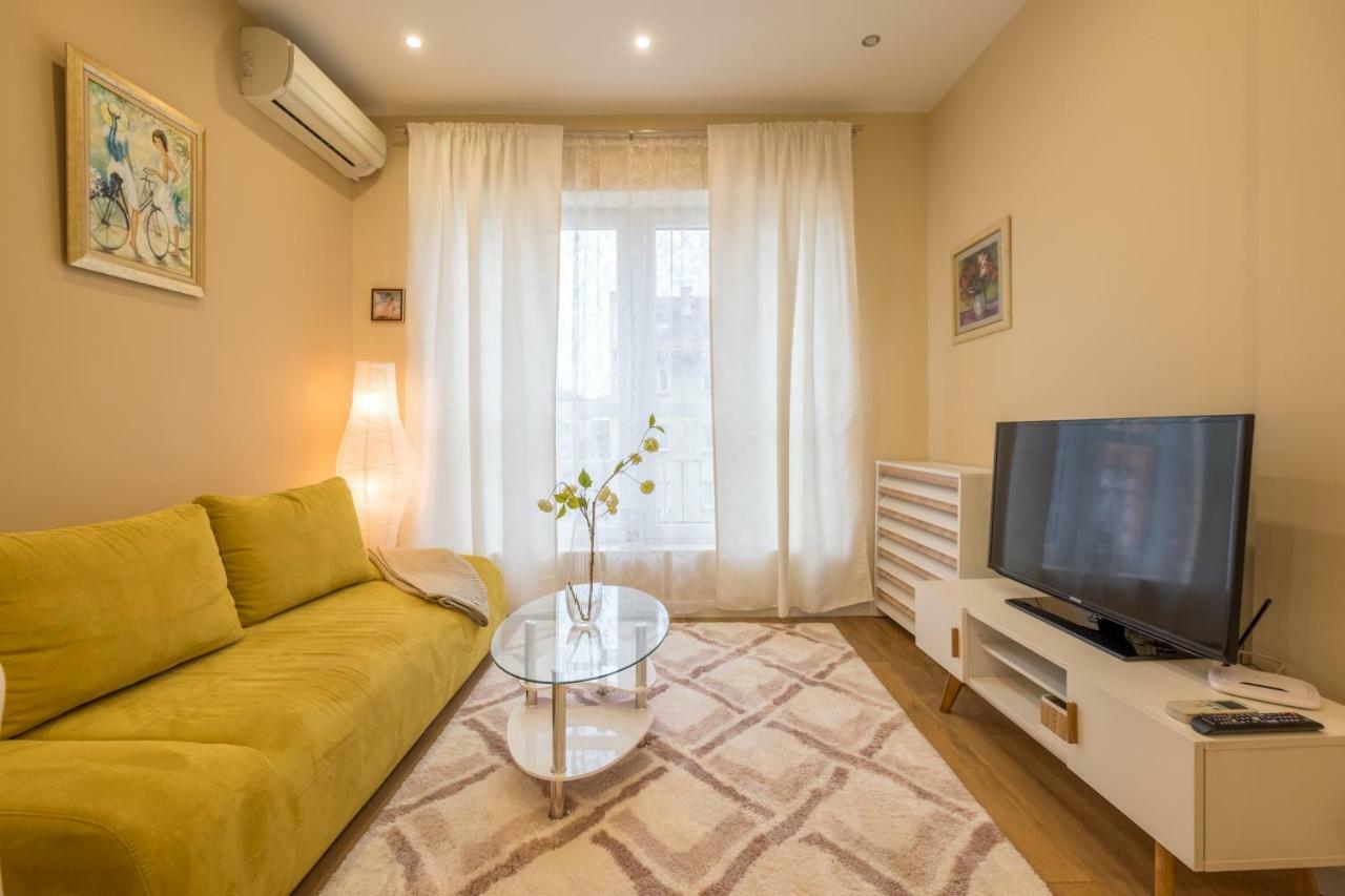 Modern 2 Bedroom Apartment Next To Vitosha Str. Sofia Zewnętrze zdjęcie