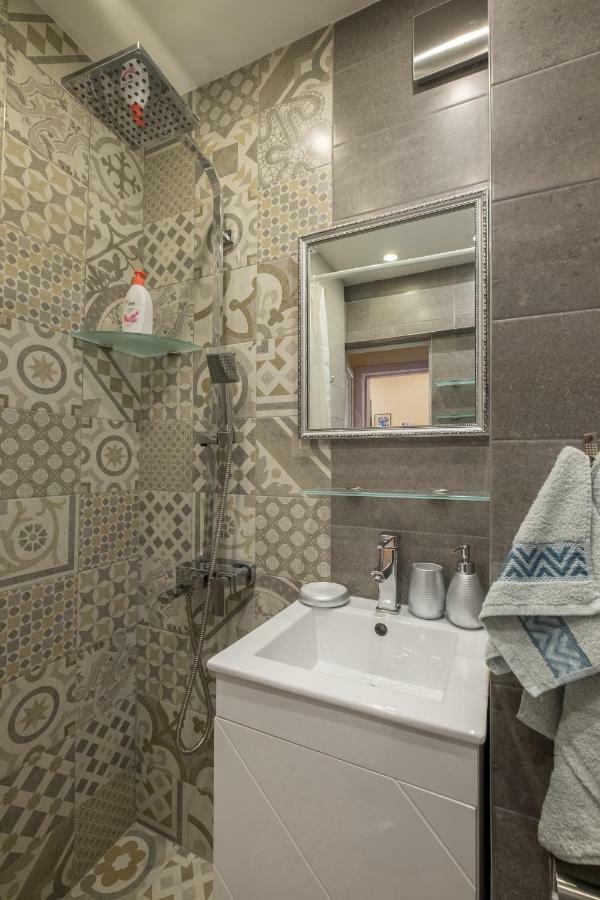 Modern 2 Bedroom Apartment Next To Vitosha Str. Sofia Zewnętrze zdjęcie